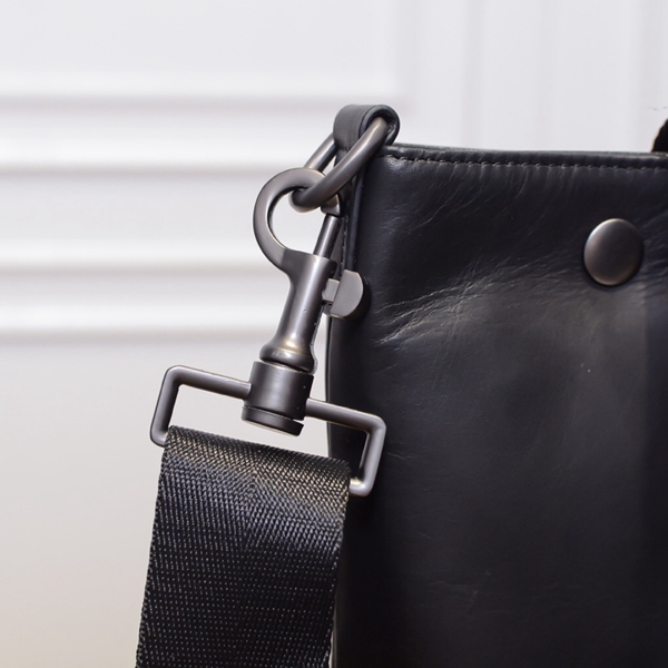 ボッテガヴェネタバッグ角部分ディテール